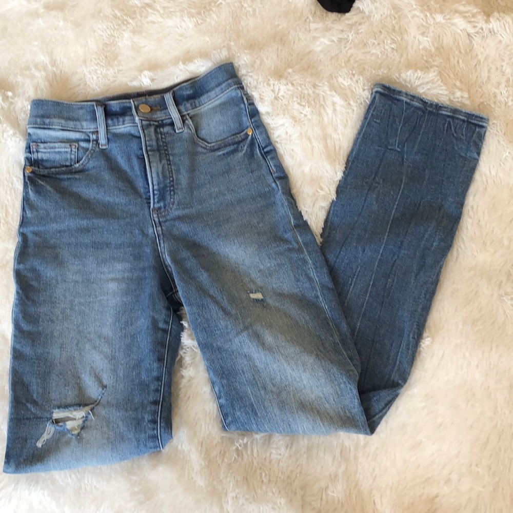 Express 90’s Slim super high rise jeans